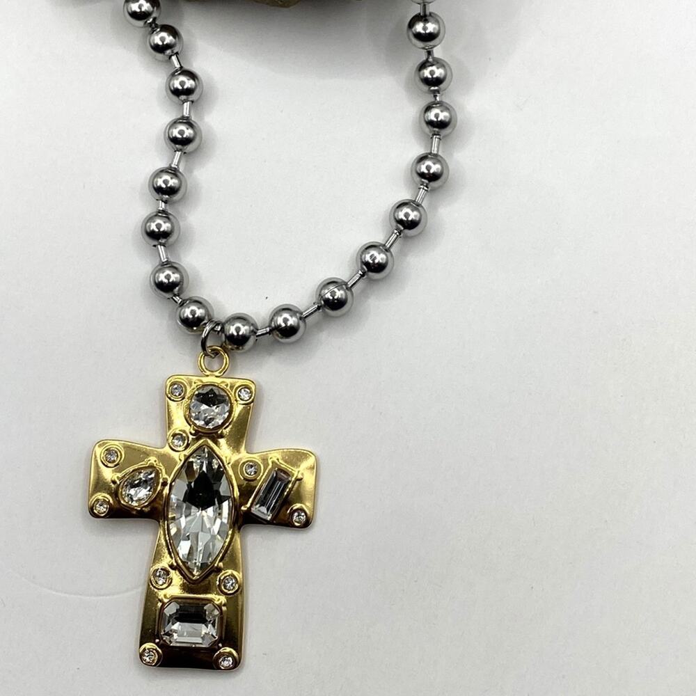 NEW Gold Rhinestone Cross & Silver Bead Necklace - Picture 7 of 12